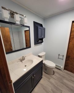 jack and jill bathroom